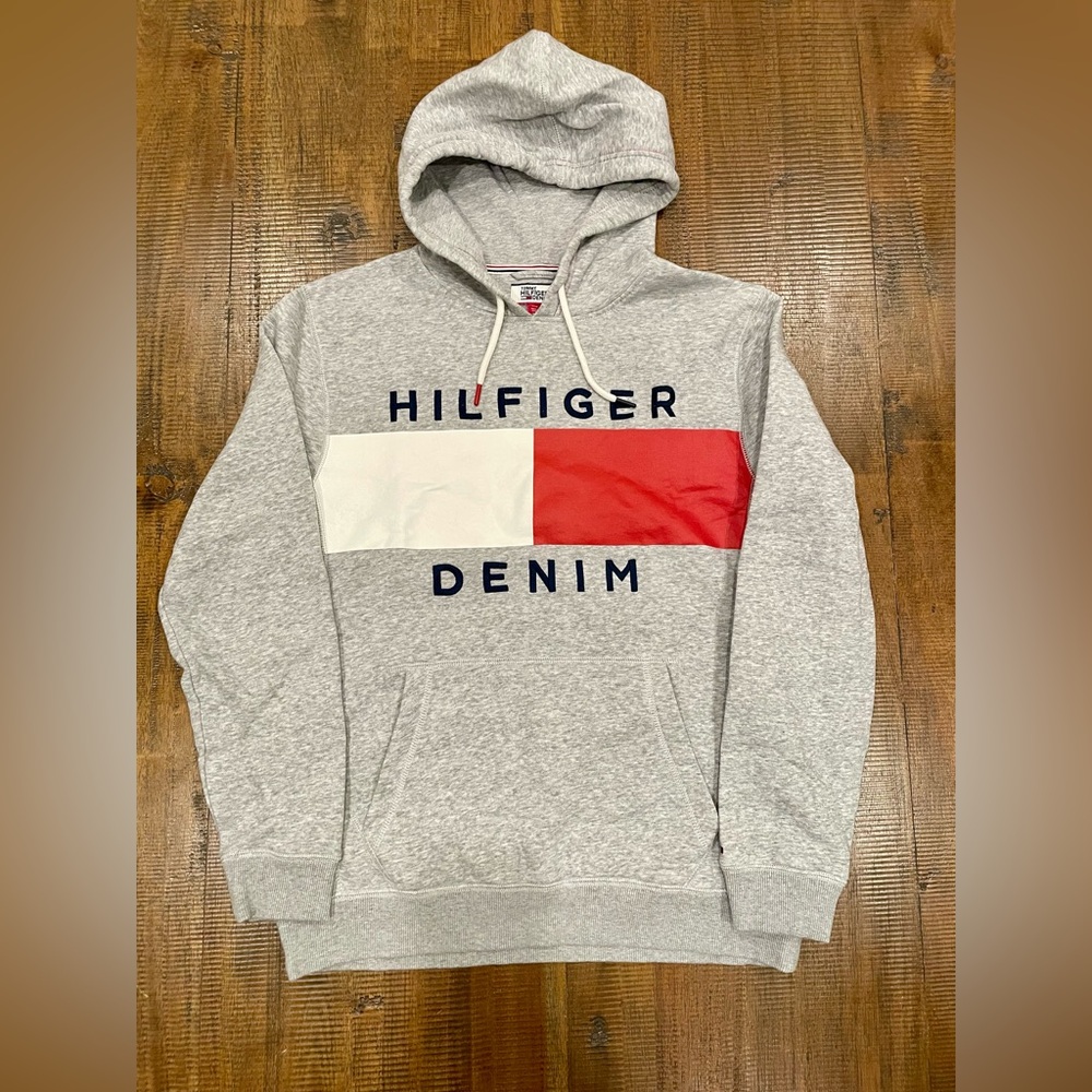 Tommy Hilfiger Hoodie (Size L)